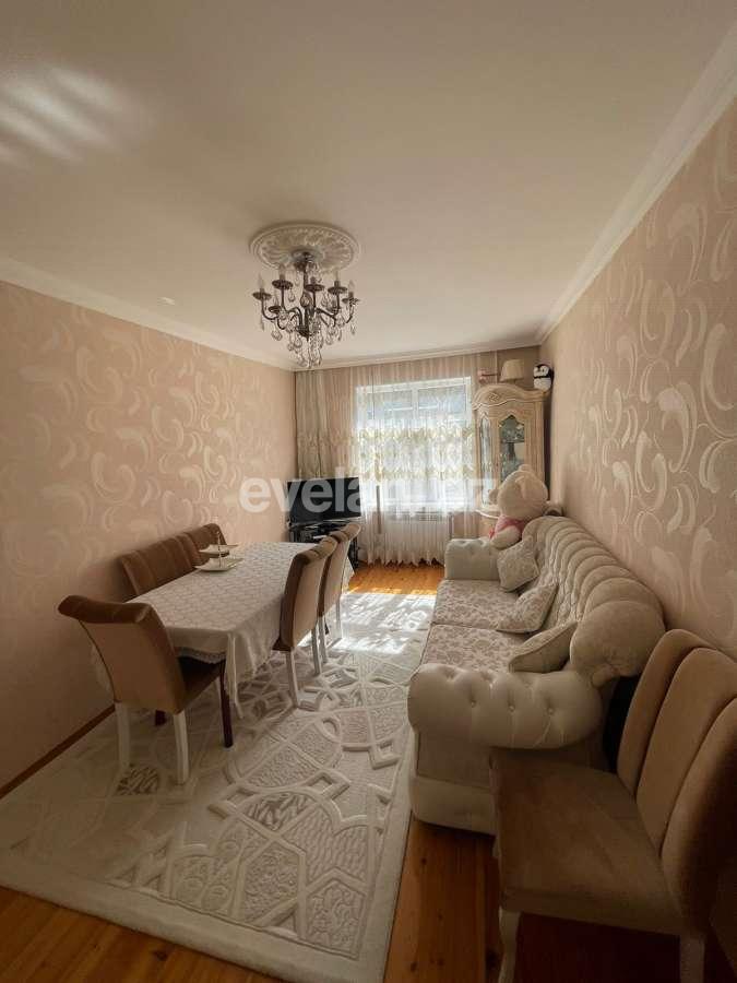 Sale, old building, 3 room, 80 m², Baku, Khatai r.