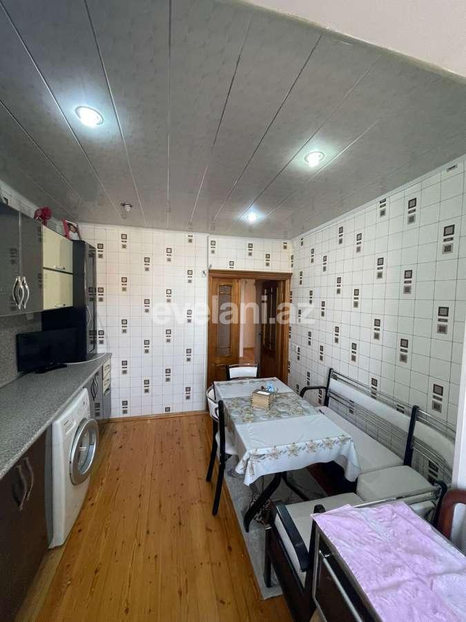 Sale, old building, 3 room, 80 m², Baku, Khatai r.