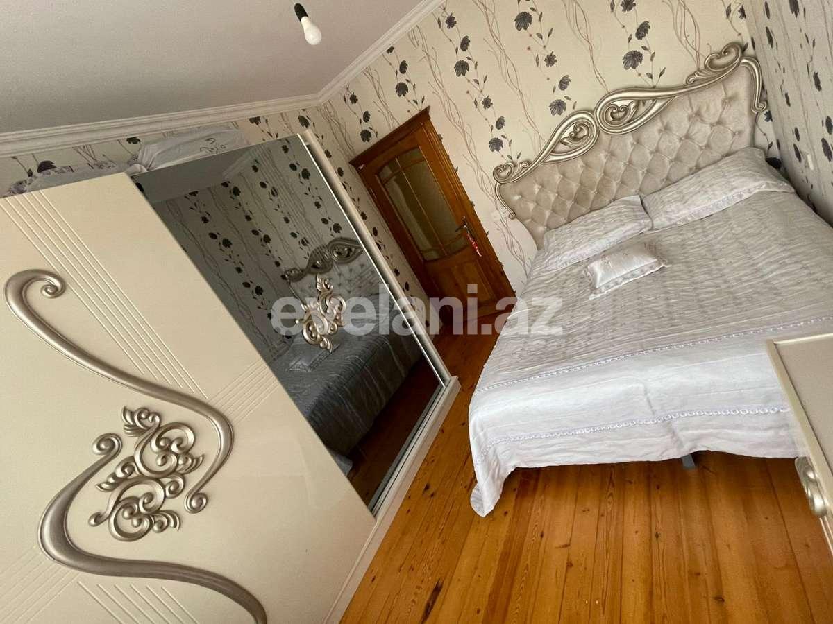 Sale, old building, 3 room, 80 m², Baku, Khatai r.