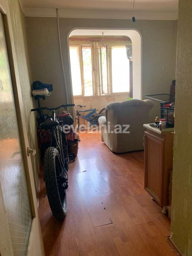 Sale, old building, 2 room, 60 m², Baku, Khatai r.
