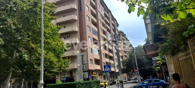 Satılır, yeni tikili, 3 otaqlı, 135 m², Bakı, Yasamal r.