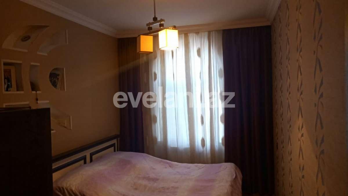 Satılır, həyət evi / bağ, 5 otaqlı, 250 m², Bakı, Səbail r, Badamdar q.