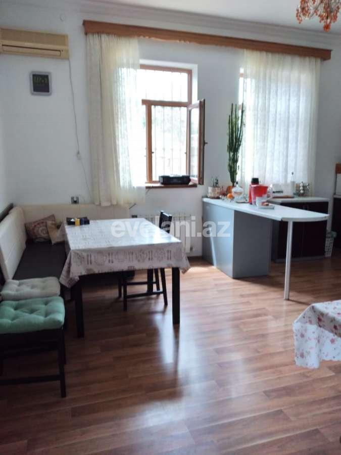 Satılır, həyət evi / bağ, 4 otaqlı, 200 m², Bakı, Səbail r, Badamdar q.