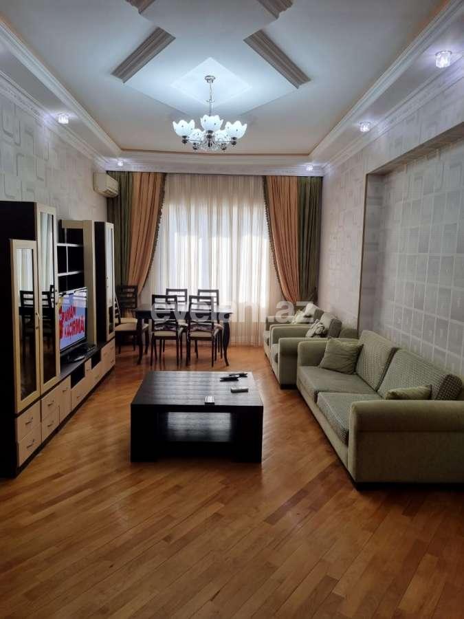 Kirayə verilir, yeni tikili, 2 otaqlı, 90 m², Bakı, Nəsimi r.