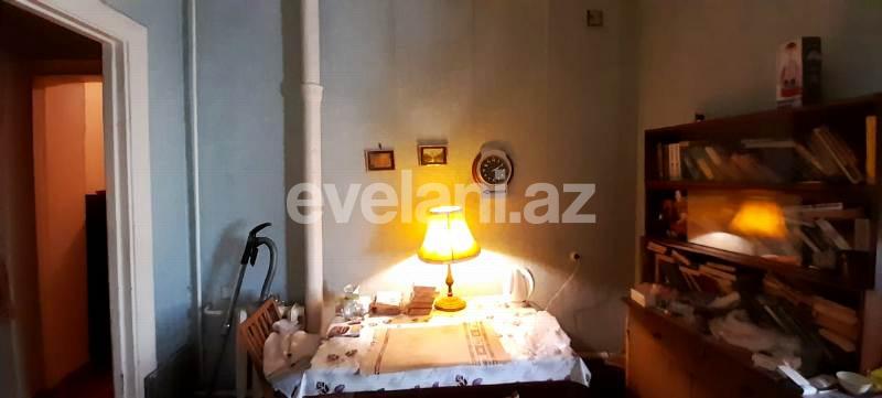 Satılır, köhnə tikili, 3 otaqlı, 70 m², Bakı, Səbail r.