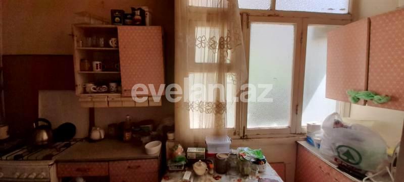 Satılır, köhnə tikili, 3 otaqlı, 70 m², Bakı, Səbail r.