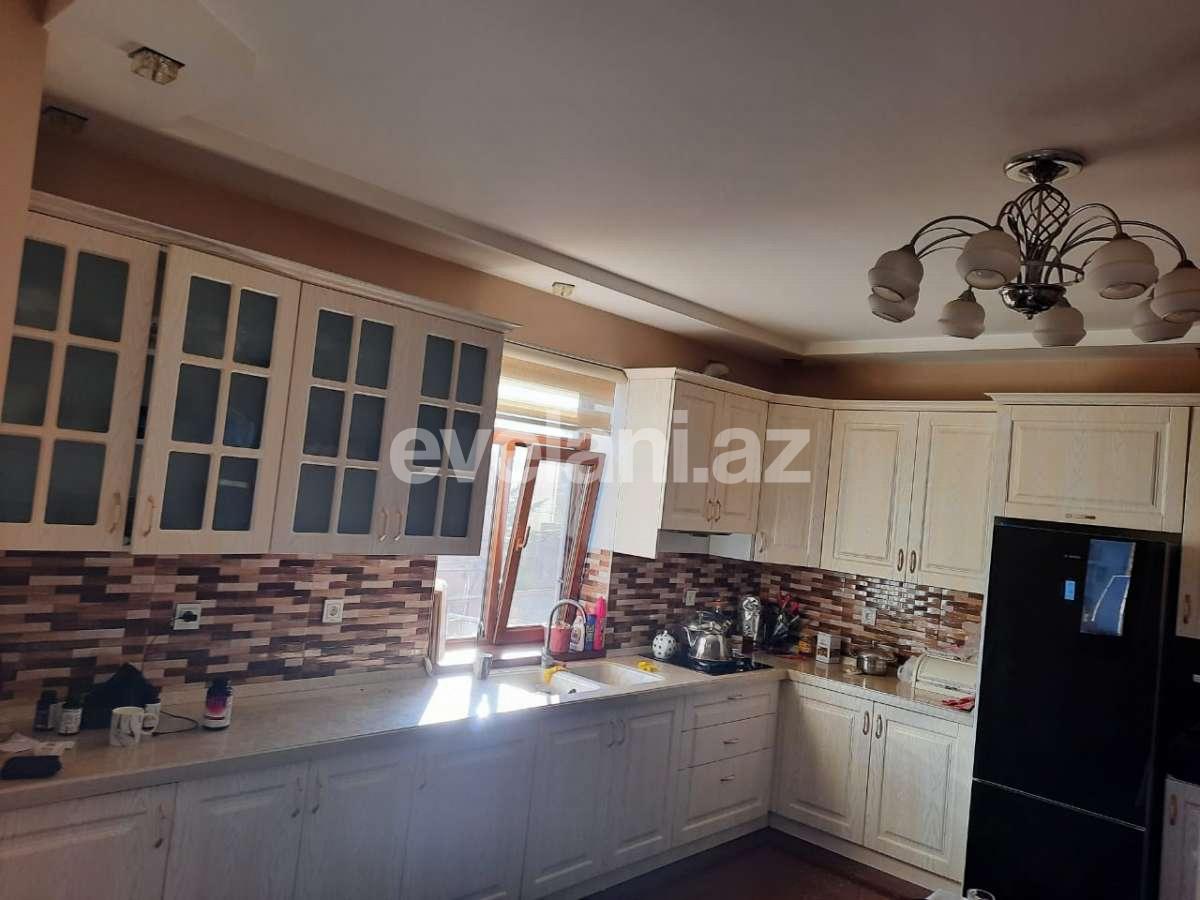 Satılır, həyət evi / bağ, 7 otaqlı, 300 m², Bakı, Səbail r, Badamdar q.