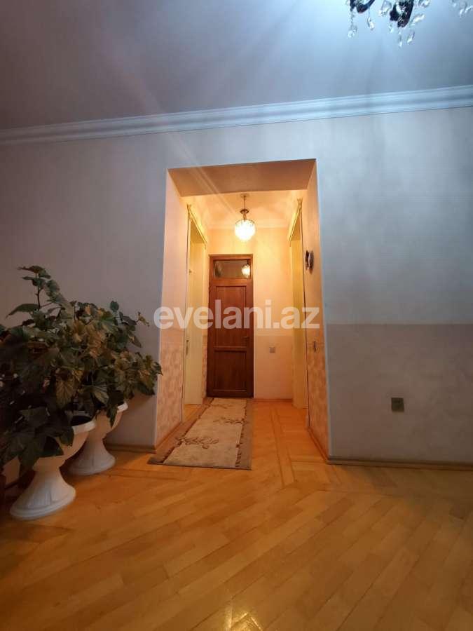 Satılır, həyət evi / bağ, 7 otaqlı, 375 m², Bakı, Səbail r, Badamdar q.