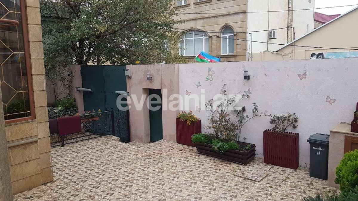 Satılır, həyət evi / bağ, 7 otaqlı, 375 m², Bakı, Səbail r, Badamdar q.