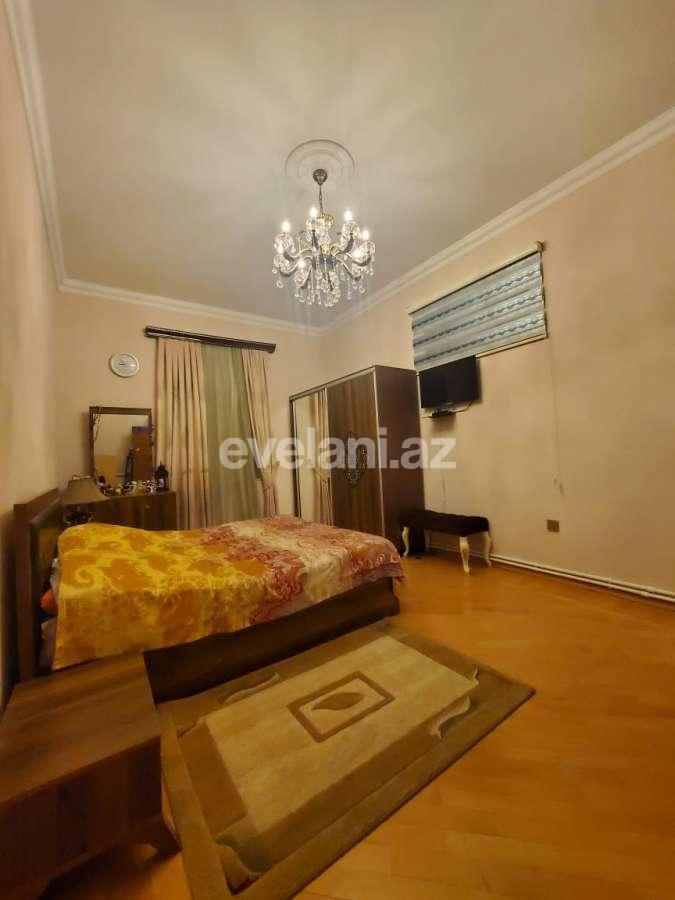 Satılır, həyət evi / bağ, 7 otaqlı, 375 m², Bakı, Səbail r, Badamdar q.
