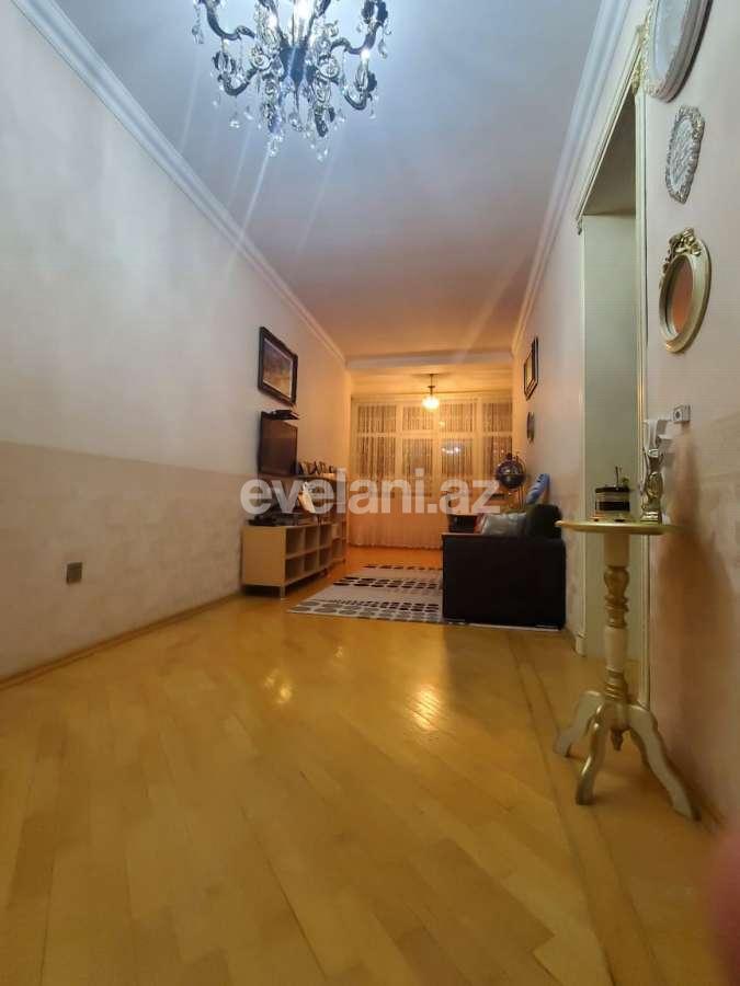 Satılır, həyət evi / bağ, 7 otaqlı, 375 m², Bakı, Səbail r, Badamdar q.