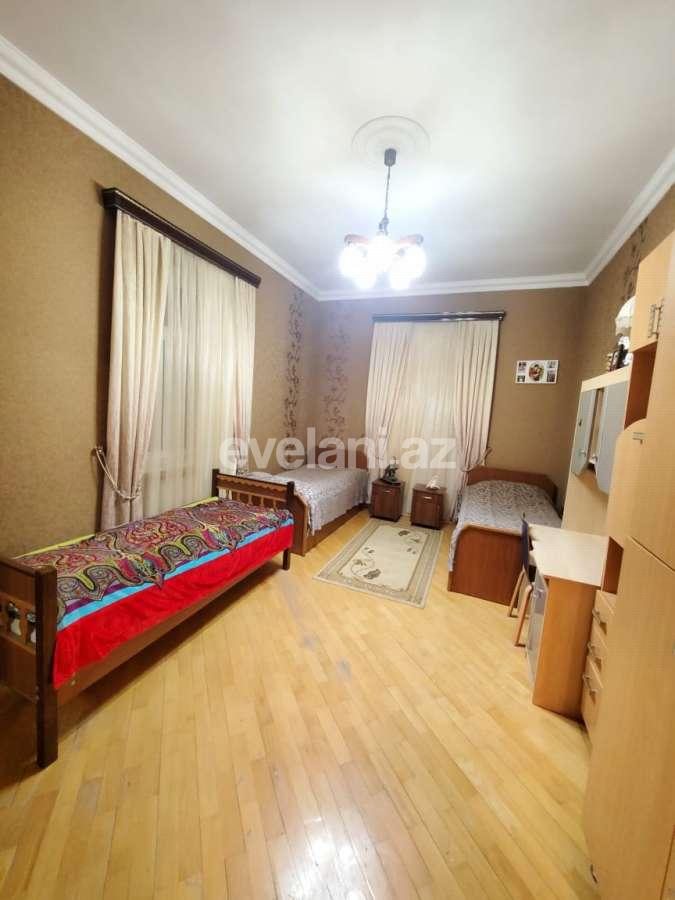 Satılır, həyət evi / bağ, 7 otaqlı, 375 m², Bakı, Səbail r, Badamdar q.