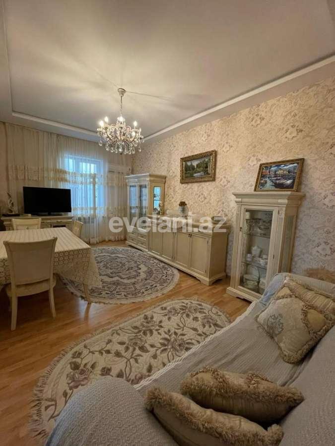 Satılır, həyət evi / bağ, 4 otaqlı, 200 m², Bakı, Səbail r, Badamdar q.