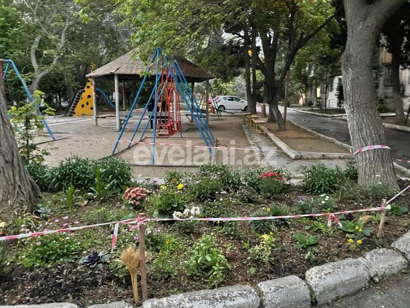 Sale, old building, 3 room, 82 m², Baku, Yasamal r.