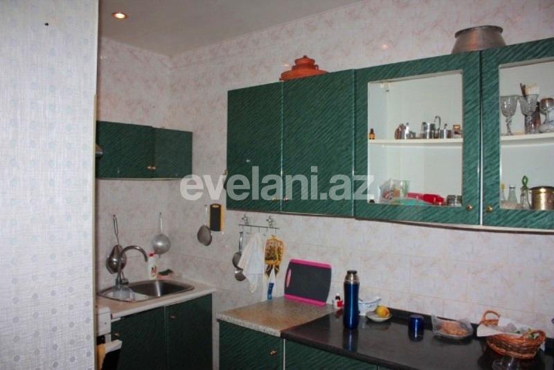 Satılır, həyət evi / bağ, 5 otaqlı, 200 m², Bakı, Səbail r, İçəri Şəhər m.