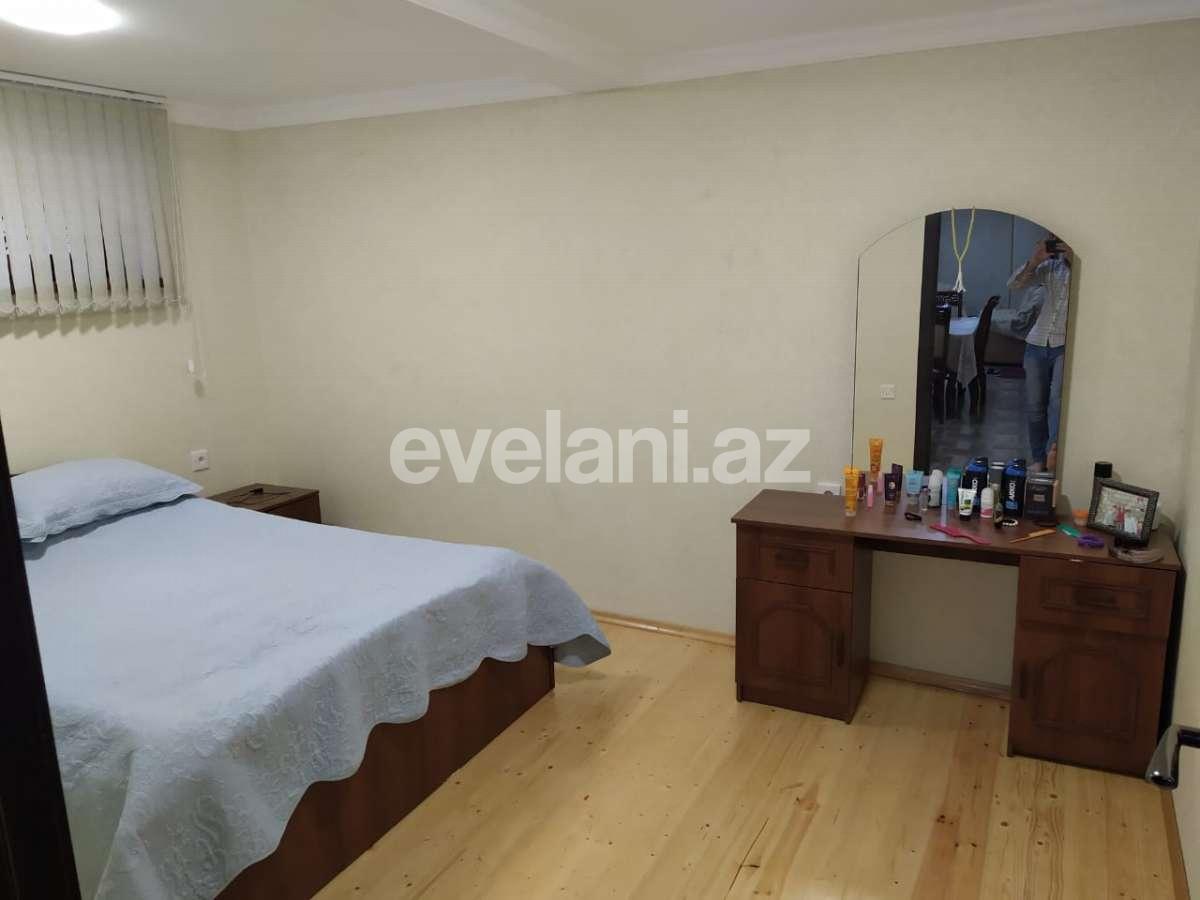 Satılır, həyət evi / bağ, 7 otaqlı, 208 m², Bakı, Səbail r, Badamdar q.