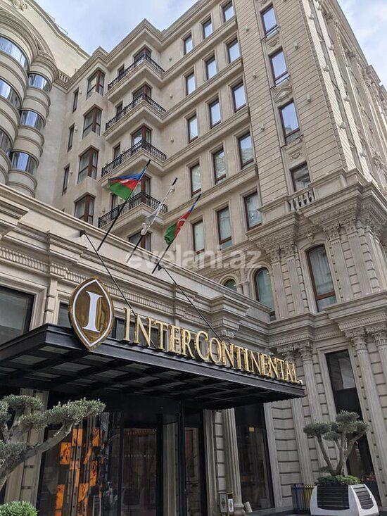 Kirayə verilir, köhnə tikili, 2 otaqlı, 65 m², Bakı, Səbail r, Sahil m.