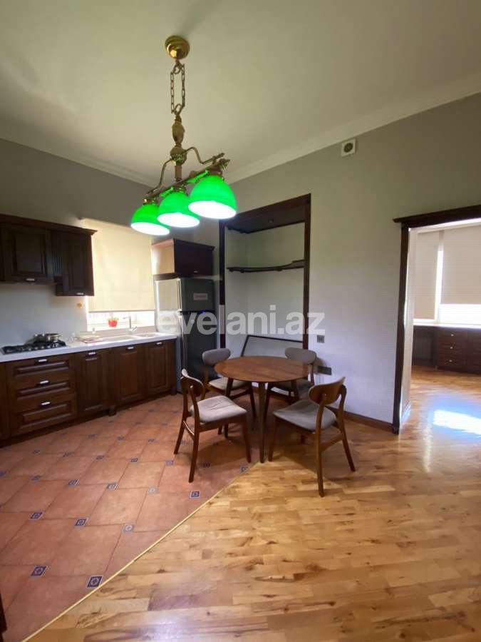 Kirayə verilir, köhnə tikili, 2 otaqlı, 65 m², Bakı, Səbail r, Sahil m.