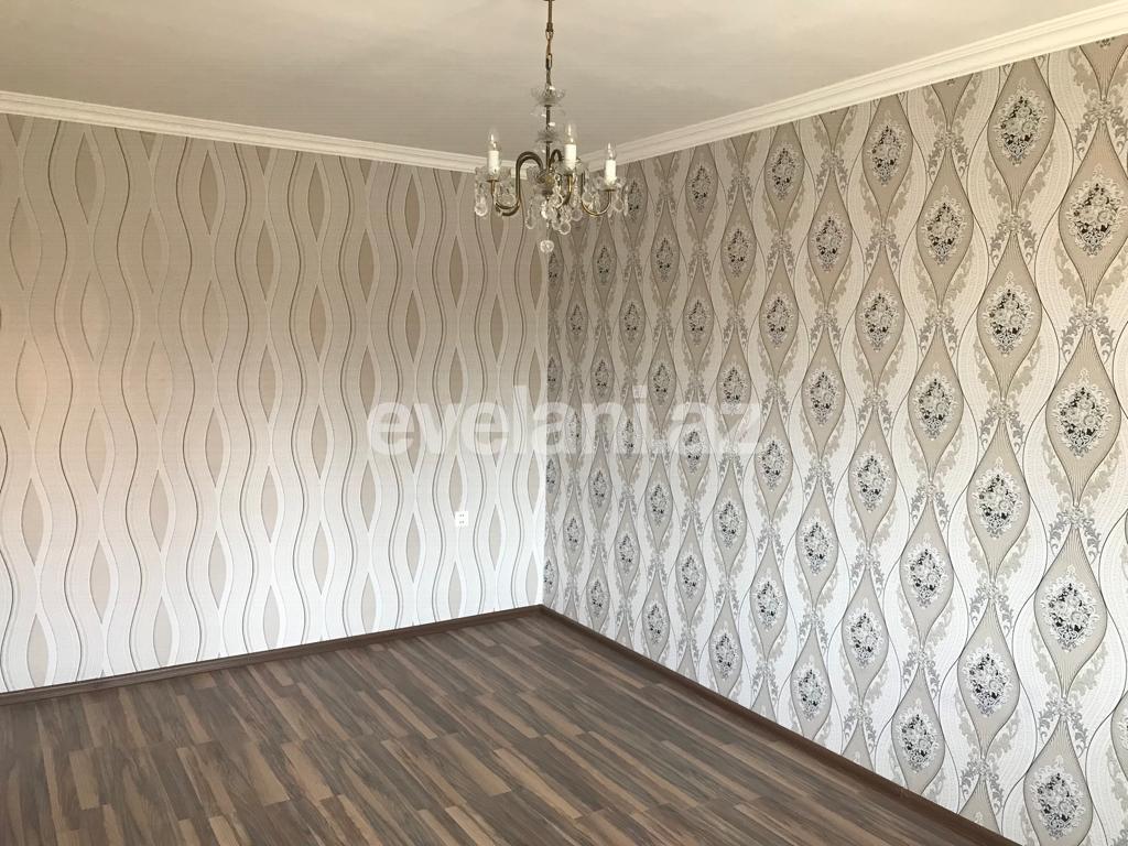 Satılır, köhnə tikili, 2 otaqlı, 48 m², Bakı, Binəqədi r, 7-ci mikrorayon q, Azadlıq prospekti m.