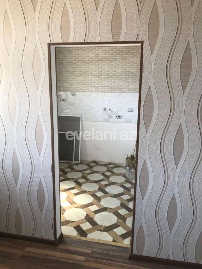 Satılır, köhnə tikili, 2 otaqlı, 48 m², Bakı, Binəqədi r, 7-ci mikrorayon q, Azadlıq prospekti m.