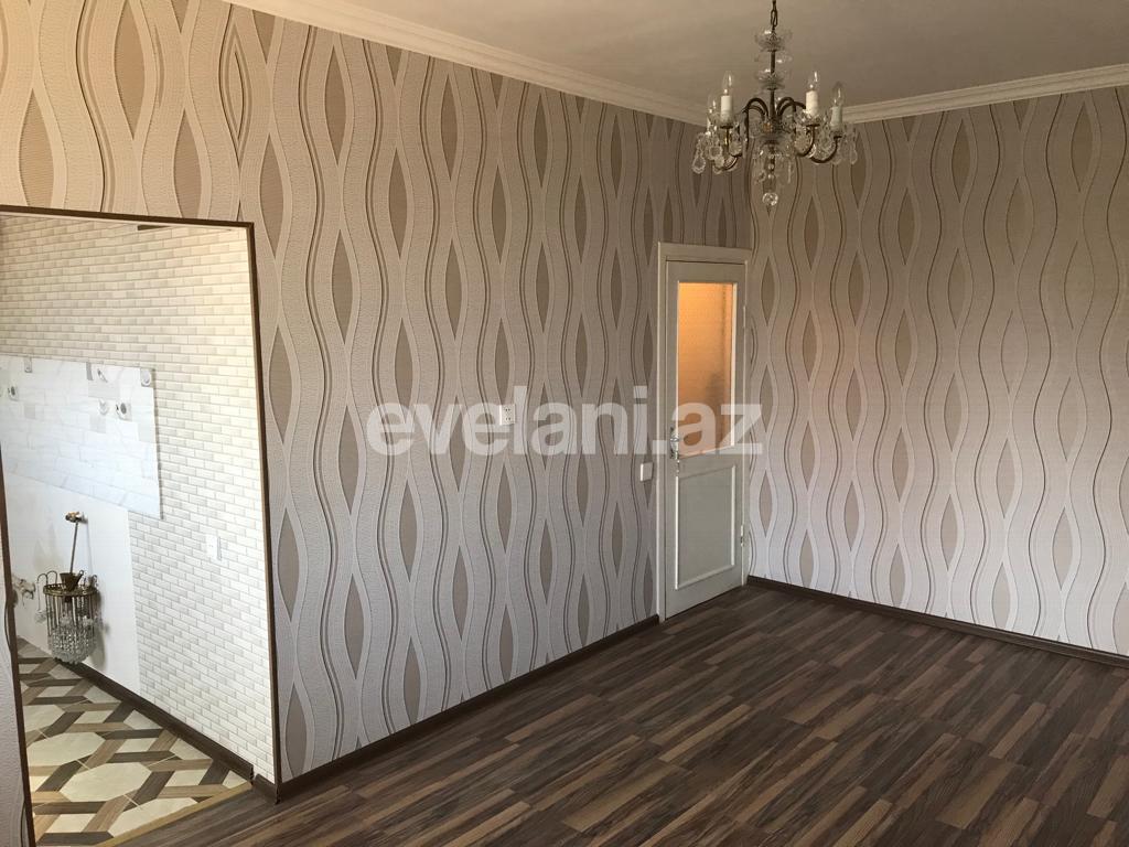 Satılır, köhnə tikili, 2 otaqlı, 48 m², Bakı, Binəqədi r, 7-ci mikrorayon q, Azadlıq prospekti m.