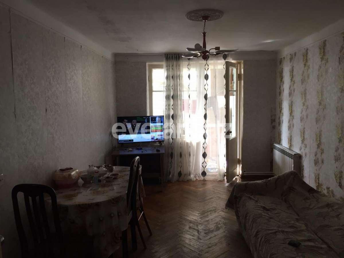 Kirayə verilir, köhnə tikili, 2 otaqlı, 60 m², Bakı, Nərimanov r, Nəriman Nərimanov m.