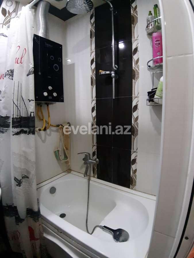 Satılır, köhnə tikili, 4 otaqlı, 90 m², Bakı, Nizami r, Xalqlar Dostluğu m.