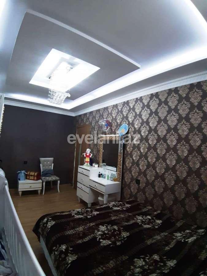 Satılır, köhnə tikili, 4 otaqlı, 90 m², Bakı, Nizami r, Xalqlar Dostluğu m.