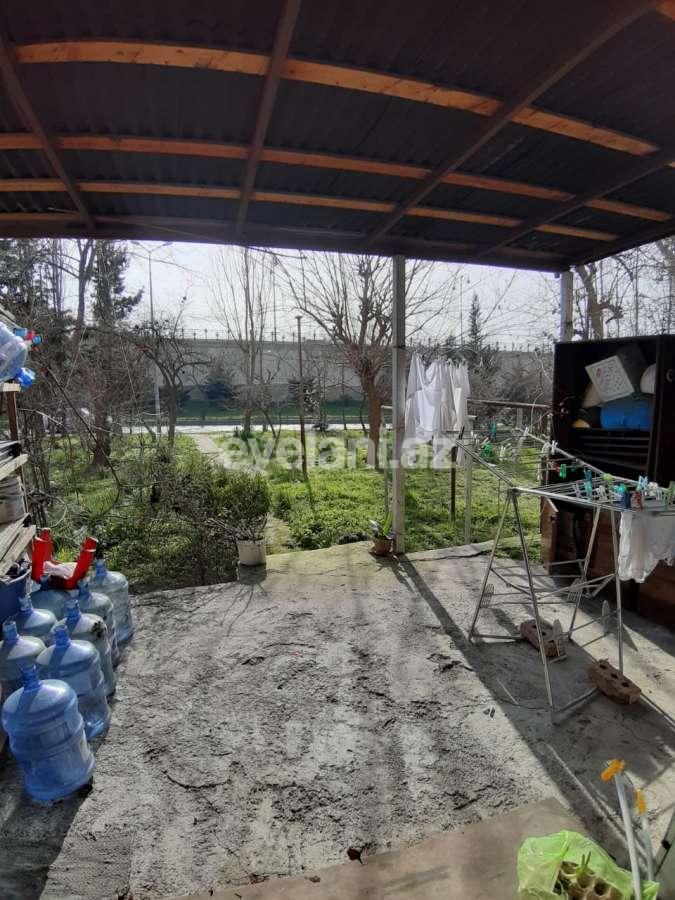 Satılır, köhnə tikili, 4 otaqlı, 90 m², Bakı, Nizami r, Xalqlar Dostluğu m.