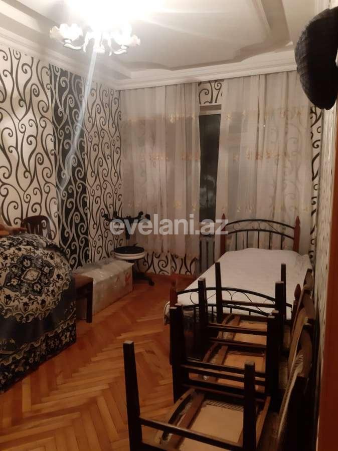 Satılır, köhnə tikili, 4 otaqlı, 90 m², Bakı, Nizami r, Xalqlar Dostluğu m.