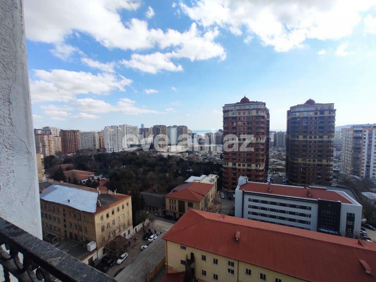 Satılır, yeni tikili, 4 otaqlı, 201 m², Bakı, Nəsimi r, 28 may m.