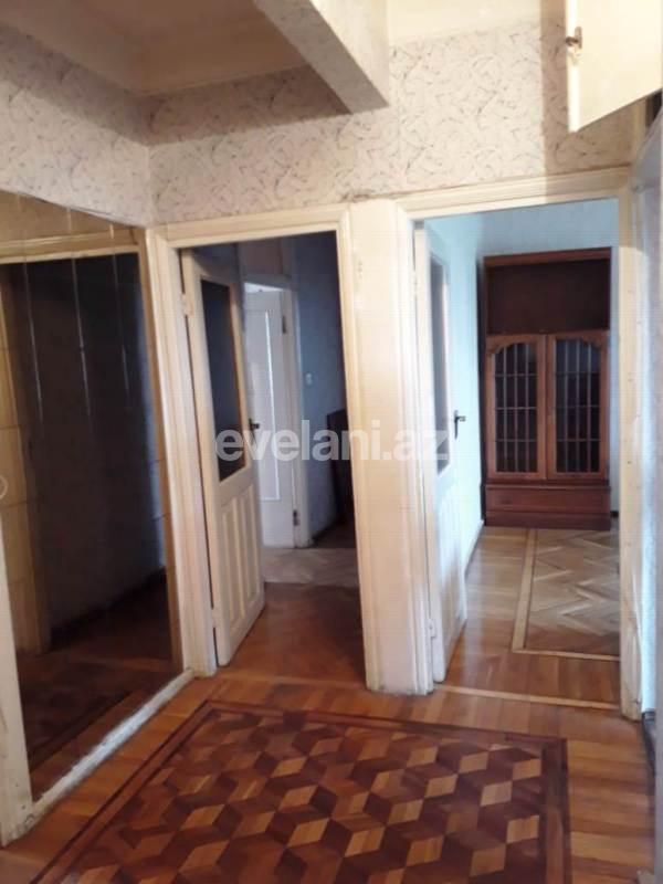 Satılır, köhnə tikili, 5 otaqlı, 125 m², Bakı, Binəqədi r, Azadlıq prospekti m.
