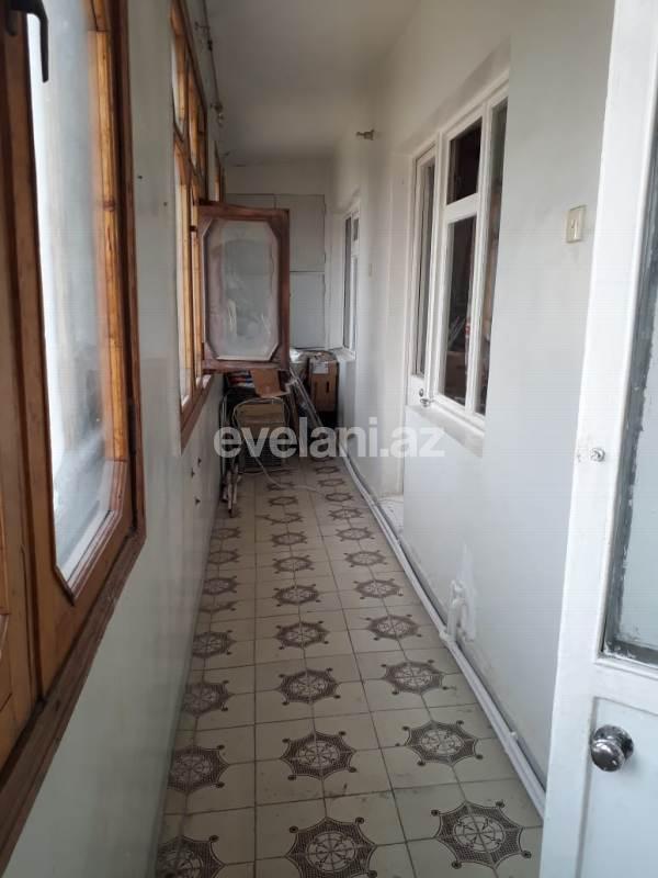 Satılır, köhnə tikili, 5 otaqlı, 125 m², Bakı, Binəqədi r, Azadlıq prospekti m.