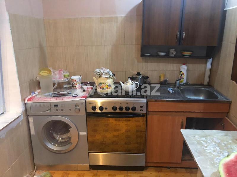 Satılır, köhnə tikili, 4 otaqlı, 100 m², Bakı, Yasamal r.