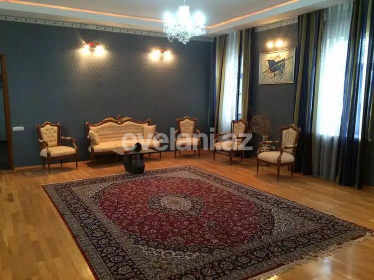 Rent, old building, 4 room, 160 m², Baku, Sabail r.