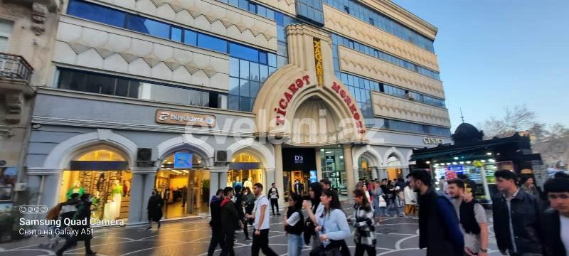 Satılır, köhnə tikili, 2 otaqlı, 50 m², Bakı, Səbail r, Sahil m.