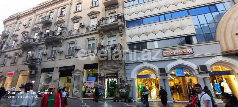 Satılır, köhnə tikili, 2 otaqlı, 50 m², Bakı, Səbail r, Sahil m.