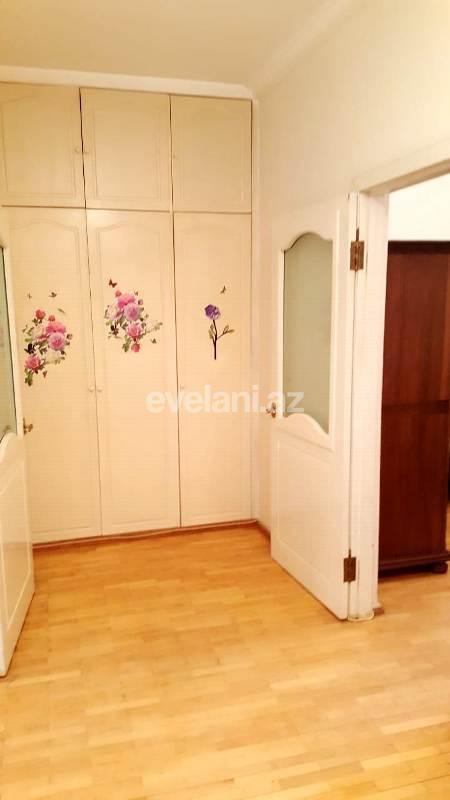 Satılır, köhnə tikili, 2 otaqlı, 65 m², Bakı, Yasamal r.