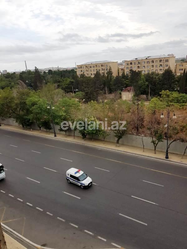 Satılır, köhnə tikili, 3 otaqlı, 85 m², Bakı, Nərimanov r.