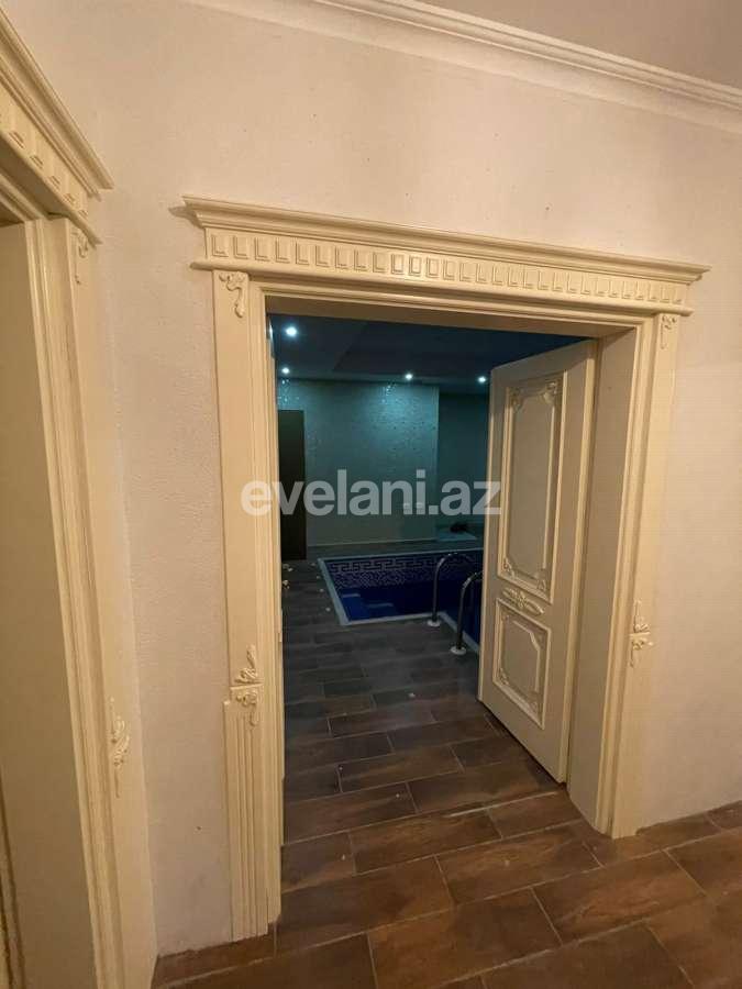 Satılır, villa, 15 otaqlı, 400 m², Bakı, Xəzər r, Koroğlu m.