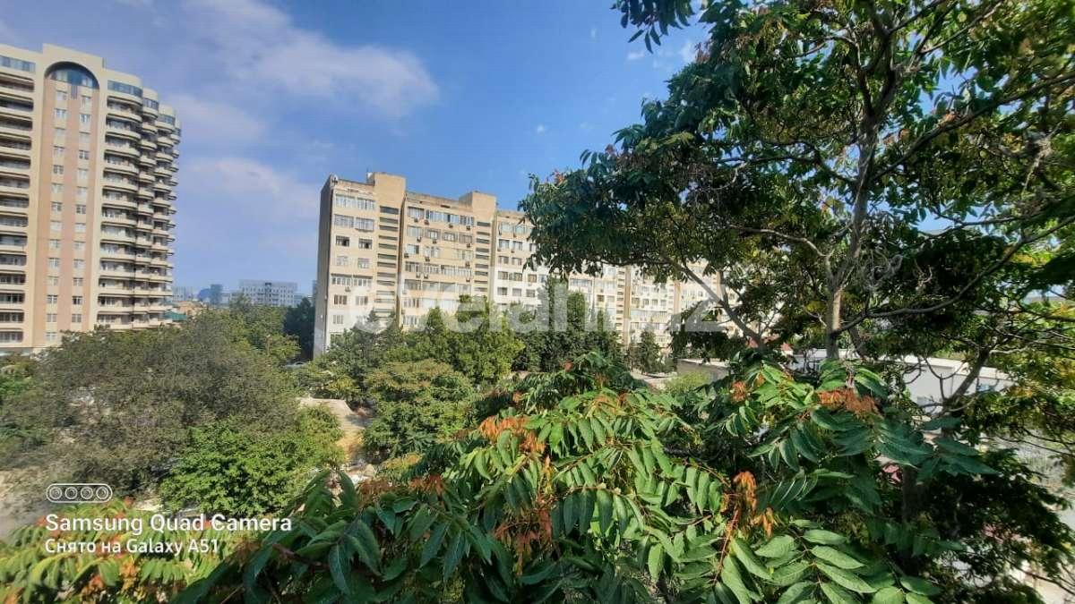 Satılır, köhnə tikili, 3 otaqlı, 75 m², Bakı, Səbail r.