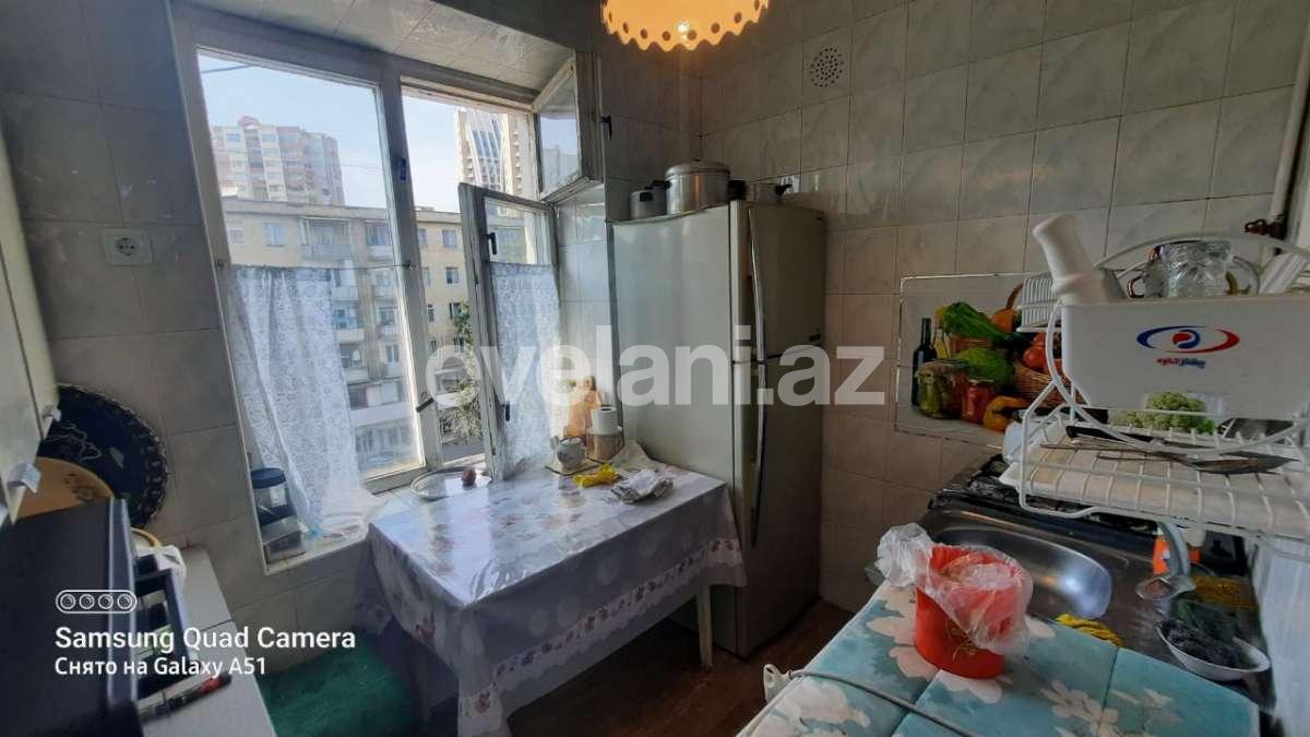 Satılır, köhnə tikili, 3 otaqlı, 75 m², Bakı, Səbail r.