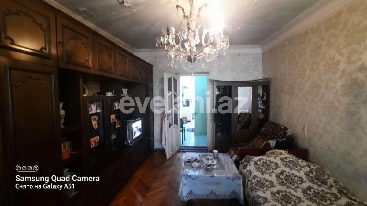 Satılır, köhnə tikili, 3 otaqlı, 75 m², Bakı, Səbail r.