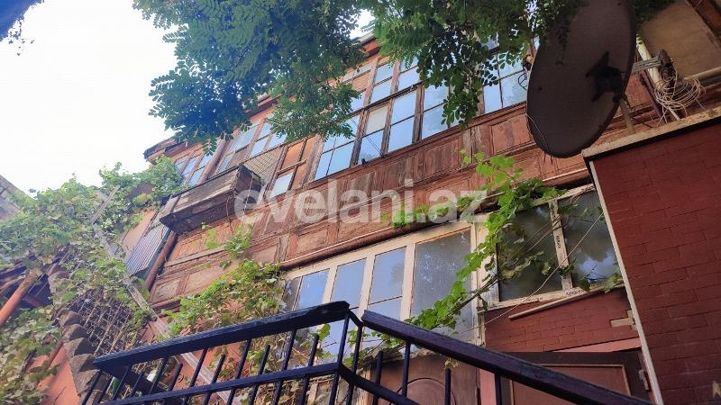 Satılır, köhnə tikili, 2 otaqlı, 50 m², Bakı, Səbail r.