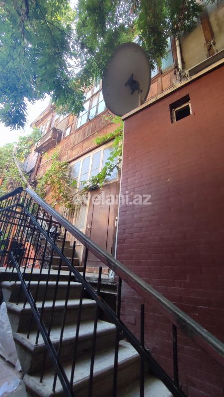 Satılır, köhnə tikili, 2 otaqlı, 50 m², Bakı, Səbail r.