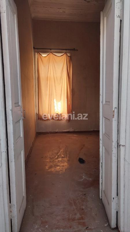 Satılır, köhnə tikili, 2 otaqlı, 50 m², Bakı, Səbail r.