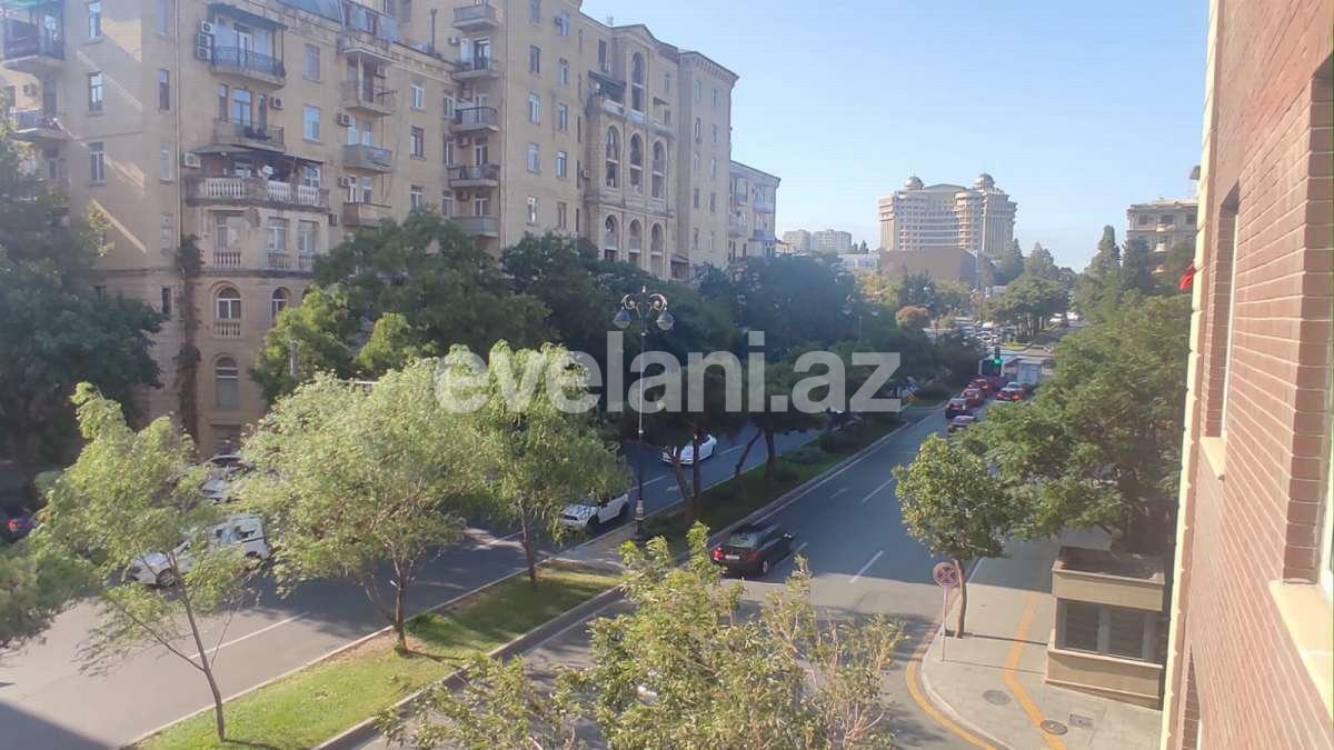 Satılır, yeni tikili, 4 otaqlı, 185 m², Bakı, Nəsimi r, 28 may m.