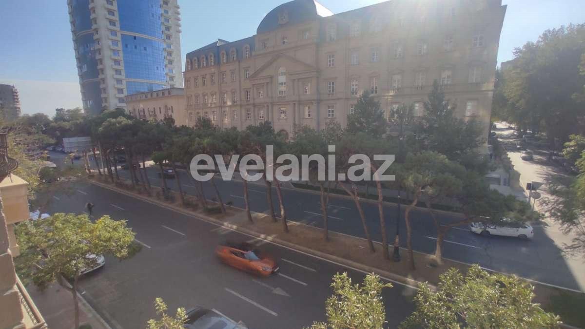 Satılır, yeni tikili, 4 otaqlı, 185 m², Bakı, Nəsimi r, 28 may m.