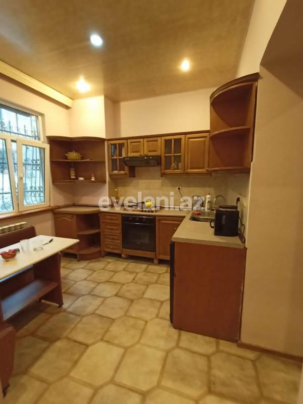 Satılır, köhnə tikili, 2 otaqlı, 53 m², Səbail r, İçəri Şəhər m.