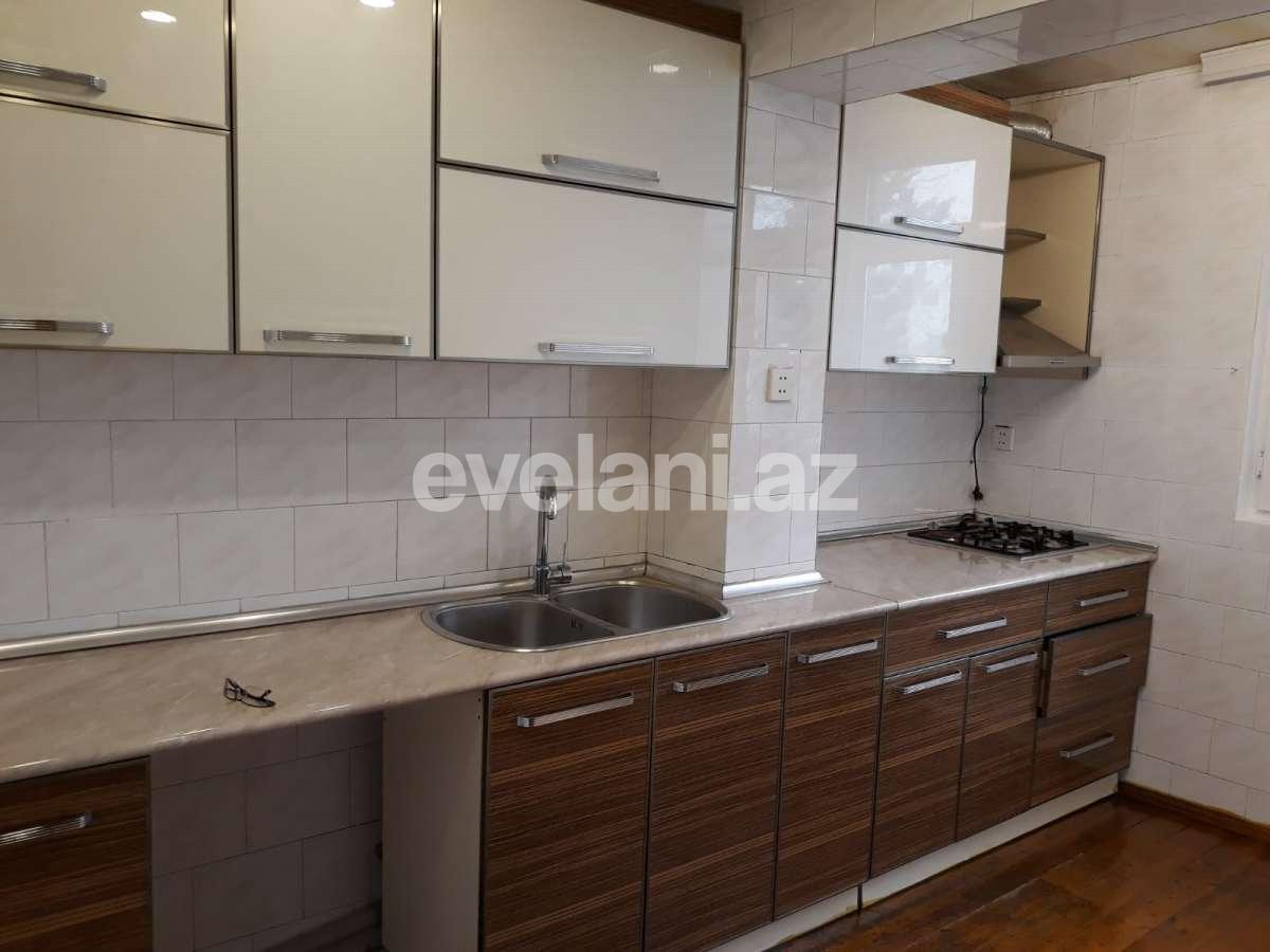 Kirayə verilir, köhnə tikili, 3 otaqlı, 90 m², Bakı, Binəqədi r, M. Rəsulzadə q, Azadlıq prospekti m.